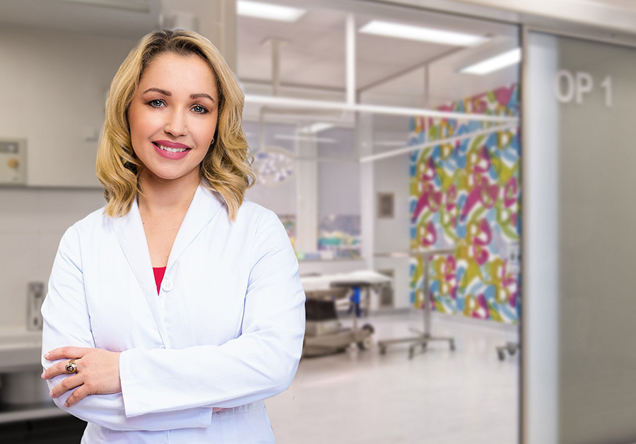 Sylvia Nikisch: Fachärztin für plastische und ästhetische Chirurgie Fachärzte für plastische und ästhetische Chirurgie - Spezialisten für Schönheitschirurgie in Frankfurt